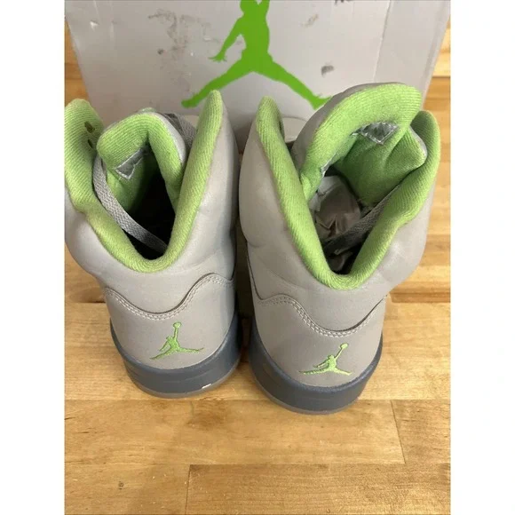 Air Jordan 5 Retro Shoes Mens Size 10 Green Bean Flint Grey DM9014-003 Nike
